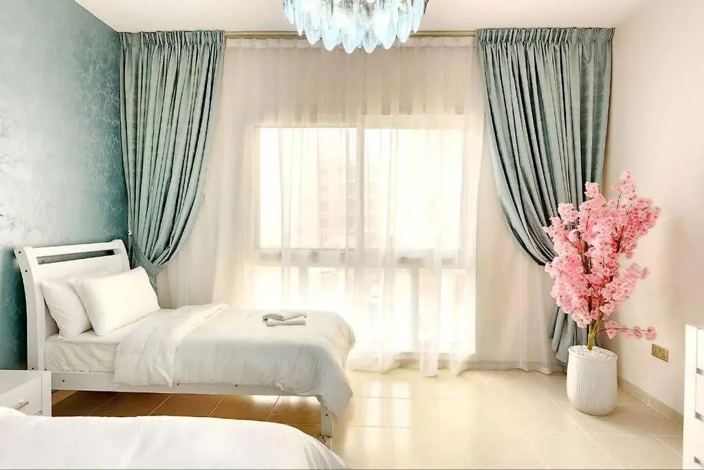 Cozy Urban 1Br Apartment Dubai