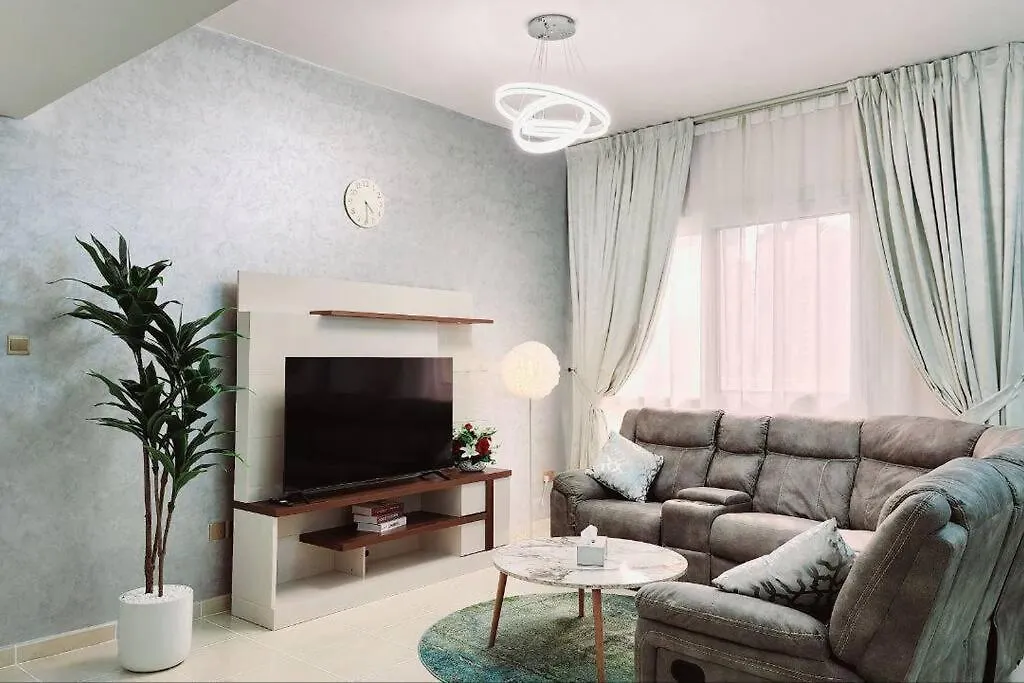 Cozy Urban 1Br Apartment Dubai
