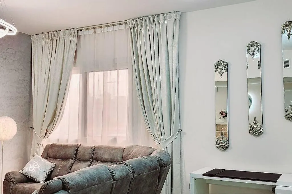 Cozy Urban 1Br Apartment Dubai